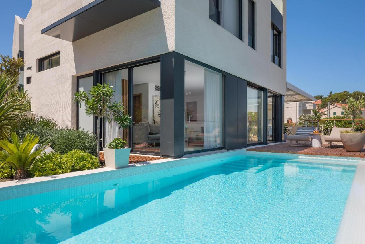 Agapao Villas Sutivan Exteriör bild