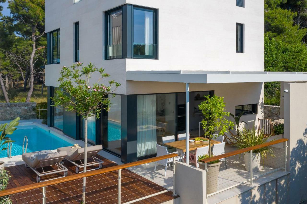 Agapao Villas Sutivan Exteriör bild
