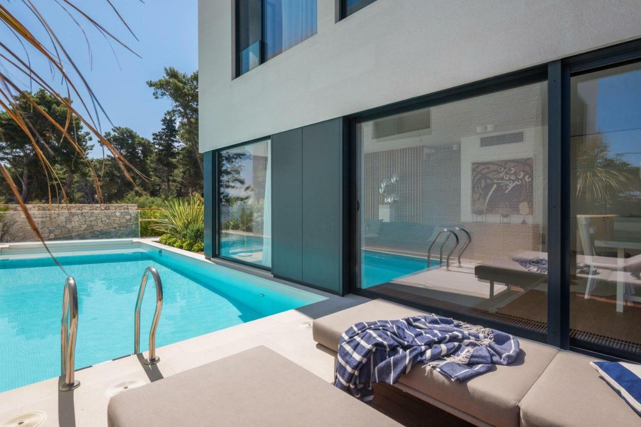 Agapao Villas Sutivan Exteriör bild