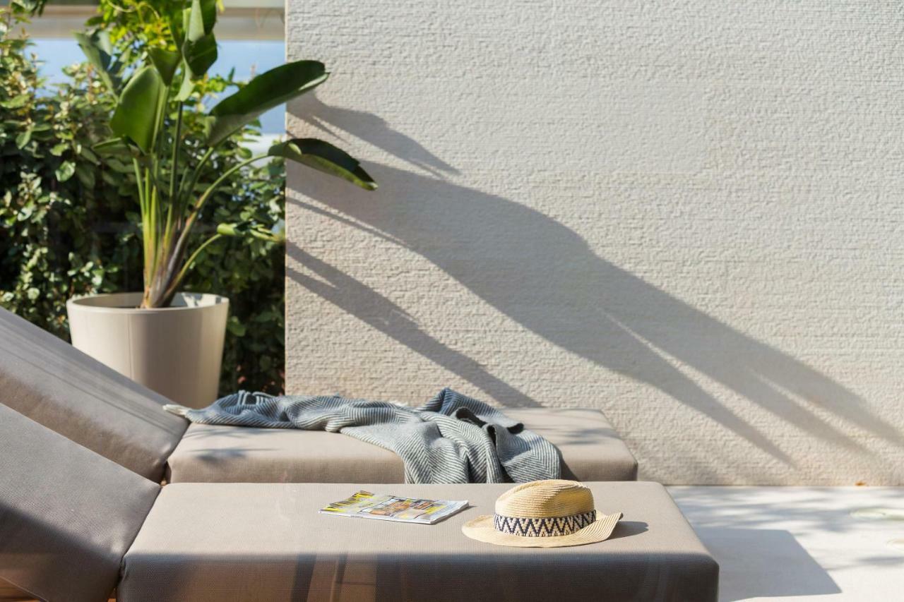 Agapao Villas Sutivan Exteriör bild